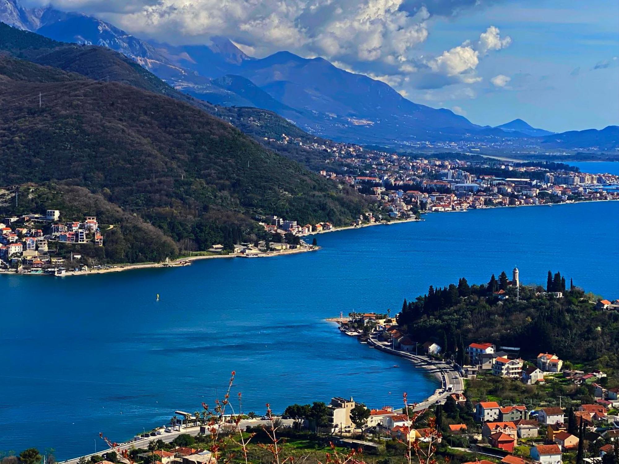 Apartment Sova Tivat Exterior foto